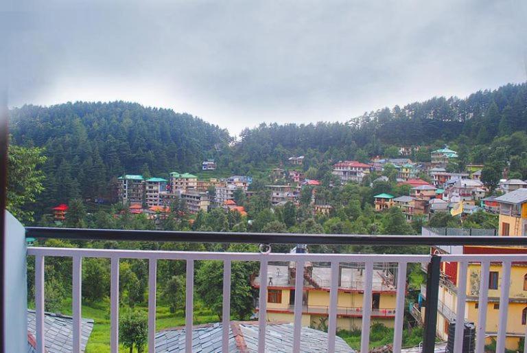 Mountain And Moon, Dharamkot Hotel Dharamshala Exterior foto