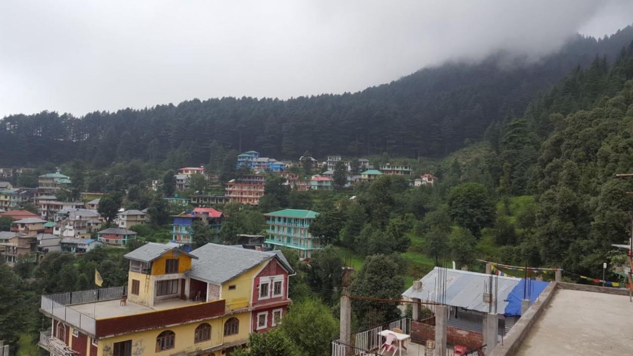 Mountain And Moon, Dharamkot Hotel Dharamshala Exterior foto